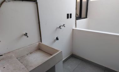 Departamento en 1er. nivel y 2 recámaras a una cuadra del mar en el Fracc. Costa Verde