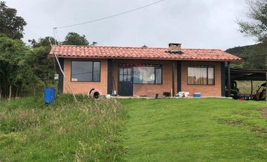 Arriendo Casa de Lujo en La Calera