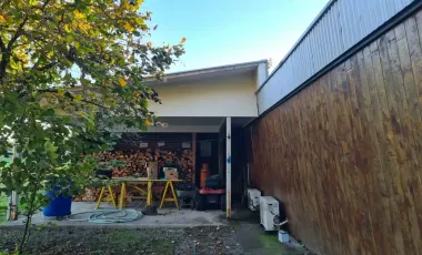 Venta de  Parcela, 2 hectáreas con casa habitación y cabaña  a 10 km de Parral