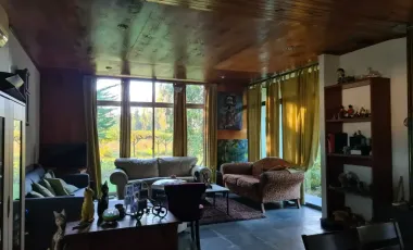 Venta de  Parcela, 2 hectáreas con casa habitación y cabaña  a 10 km de Parral