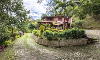 VENTA CASA CAMPESTRE BARBOSA FILO VERDE