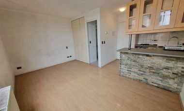 ¡Oportunidad! Departamento Estudio a Pasos del Metro Santa Ana