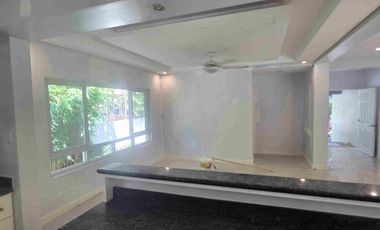 Dasmarinas Makati Bungalow style 5 Bedroom House for Rent, with Pool