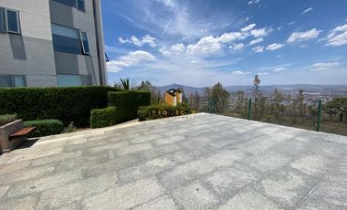 Departamento amueblado en renta en Torre Panorama Altozano