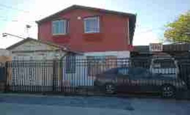 ARRIENDO CASA CON LOCAL COMERCIAL. DISOONE DE GIRO COMERCIAL. EXCELENTE OPORTUNIDAD PARA NEGOCIO Y VIVIENDA . av Huambali.