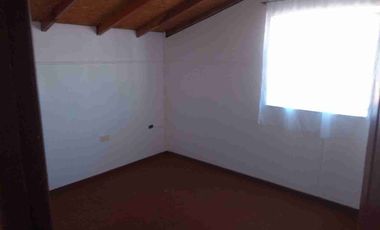 ARRIENDO CASA CON LOCAL COMERCIAL. DISOONE DE GIRO COMERCIAL. EXCELENTE OPORTUNIDAD PARA NEGOCIO Y VIVIENDA . av Huambali.