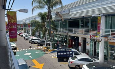 RENTA DE LOCALES EN  EN PLAZA SOLÉ | ZAVALETA, PUEBLA