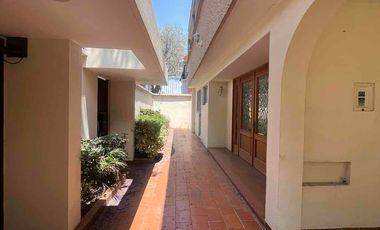 Casa con espectacular jardín de 500 m² en Satélite