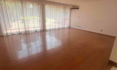 Casa con espectacular jardín de 500 m² en Satélite