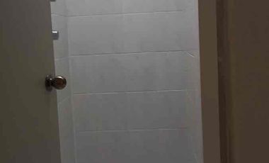 CASA EN PRIVADA CON PROTECCIONES Y PUERTA AUTOMÁTICA GEOVILLAS DE STA BARBARA