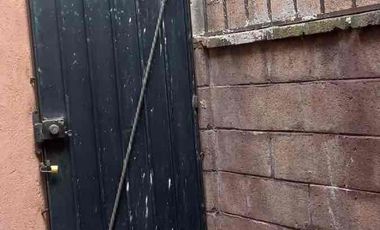 CASA EN PRIVADA CON PROTECCIONES Y PUERTA AUTOMÁTICA GEOVILLAS DE STA BARBARA