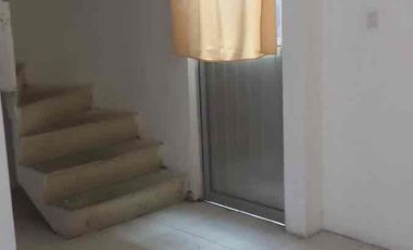 CASA EN PRIVADA CON PROTECCIONES Y PUERTA AUTOMÁTICA GEOVILLAS DE STA BARBARA