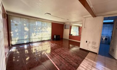 Casa Amplia en Arriendo con Departamento Interior, Villa José Miguel Carrera