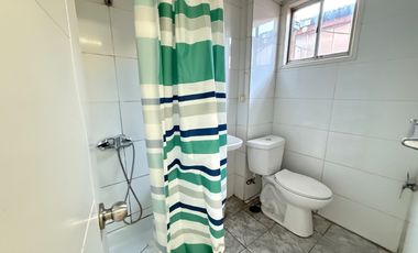 Casa Amplia en Arriendo con Departamento Interior, Villa José Miguel Carrera