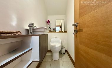 CALLE LARGA - VENDE CASA 3D 3B 2E - COND. VALLEPIEDRA