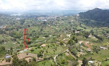 VENTA CASA CAMPESTRE EN EL PEÑOL