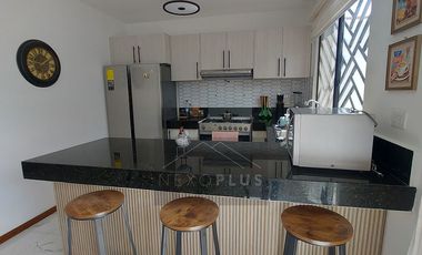 En Machala en Miracielo Se Vende Casa Esquinera con Terreno adicional con Terraza