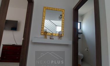 En Machala en Miracielo Se Vende Casa Esquinera con Terreno adicional con Terraza