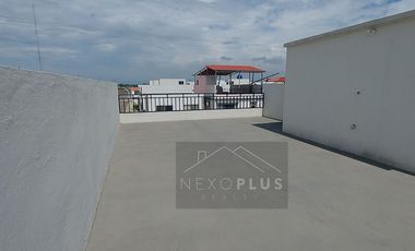 En Machala en Miracielo Se Vende Casa Esquinera con Terreno adicional con Terraza
