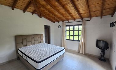 VENTA CASA CAMPESTRE EL PEÑOL
