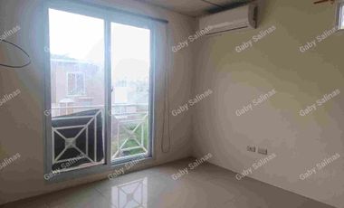 ALQUILER CASA 4 dormitorios en VILLA del Rey
