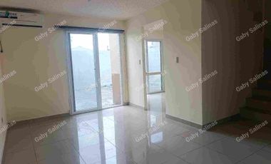 ALQUILER CASA 4 dormitorios en VILLA del Rey