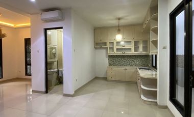 Rumah Dianella Casa Jardin 8x15 120m2 3+1KT Siap Huni Semi Furnished