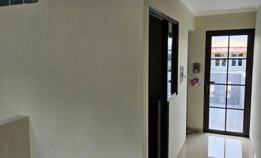 DIJUAL/DISEWA CEPAT RUMAH BARU DIKOMPLEK EKSKLUSIF GREENVILLE JAKARTA BARAT
