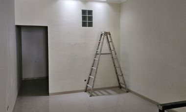 DIJUAL/DISEWA CEPAT RUMAH BARU DIKOMPLEK EKSKLUSIF GREENVILLE JAKARTA BARAT