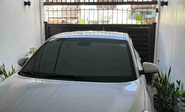 3 Storey 3 Bedroom Townhouse with 1 Car Garage For Sale at Palanan Makati