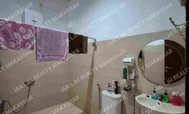 RUMAH MEWAH CLUSTER JALAN LANDAK 9x20. 4 KAMAR. SEMI FURNISH. FREE AC & WATERHEATER