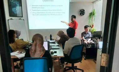Ruang Kantor fully Furnished Kond Taman Anggrek