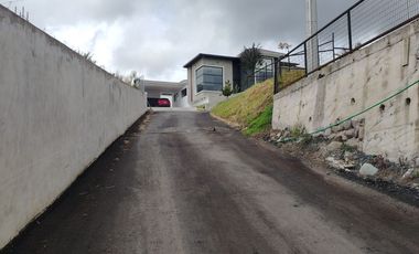 VENDO HERMOSA CASA SECTOR NULTI CHAULLABAMBA CON PISCINA N