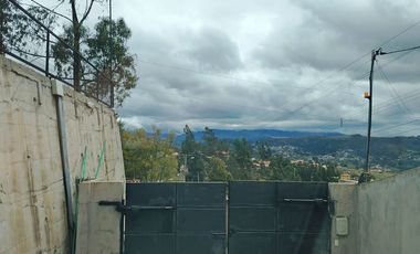 VENDO HERMOSA CASA SECTOR NULTI CHAULLABAMBA CON PISCINA N