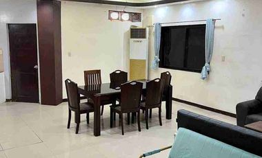 3 Storey 7 Bedroom Townhouse with 3 Car Ports For Rent at East Tambo Paranaque