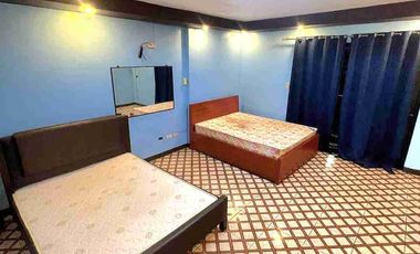 3 Storey 7 Bedroom Townhouse with 3 Car Ports For Rent at East Tambo Paranaque