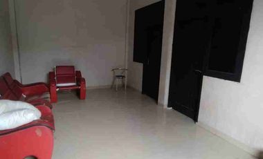 DISEWAKAN RUMAH CANTIK DAN MENARIK DAERAH TUMINTING, HARGA SANGAT MURAH