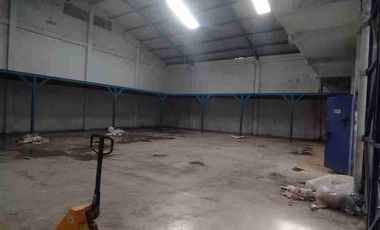 DISEWAKAN RUMAH CANTIK DAN MENARIK DAERAH TUMINTING, HARGA SANGAT MURAH