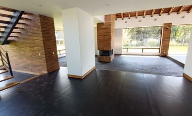 CASA EN RENTA CONJUNTO CERRADO COTA