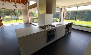 CASA EN RENTA CONJUNTO CERRADO COTA