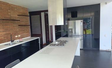 CASA EN RENTA CONJUNTO CERRADO COTA