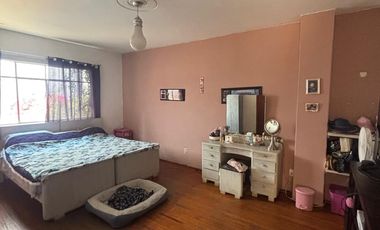 EXCELENTE OPORTUNIDAD en Col. del Valle | Casa con anexo adicional parte trasera