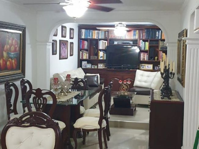 🏡 Venta de Casa en Villas de la Victoria