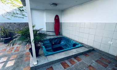 Se vende Casa en la Playa, cantón Salinas, provincia de Santa Elena