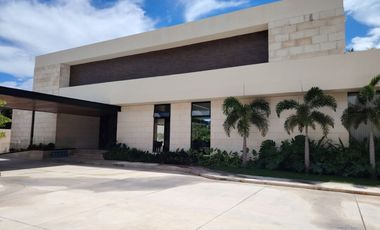 Casa Residencial en Mistika – Zona Country, Mérida. Entrega inmediata