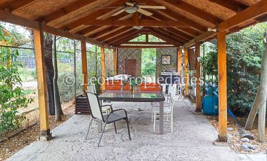 Leon Propiedades vende parcela con casa en Sector El Ajial, Curacaví.