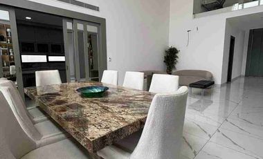 Casa esquinera de Venta en Isla Mocoli