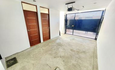 Se Alquila Casa Con Cochera En La Florida Ica