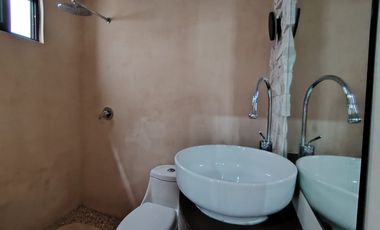 Residencia Colonial Contemporánea en el Corazón de Mérida