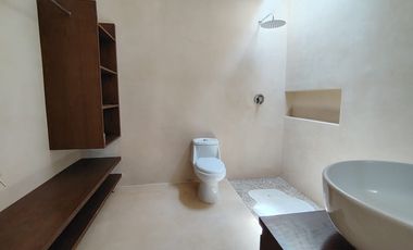 Residencia Colonial Contemporánea en el Corazón de Mérida